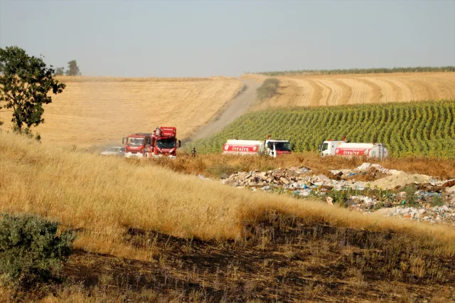 Tekirdağ'da Büyük Yangın 1500 Dekar Tarım Arazisini Küle Çevirdi