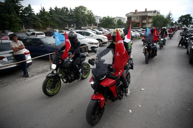 Motosiklet Grubu Gazze'ye Destek İçin Sokağa İndı