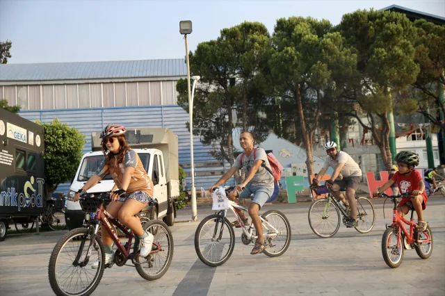 Fethiye'de Bisiklet Kazalarına Karşı Sessiz Sürüş Etkinliği Düzenlendi