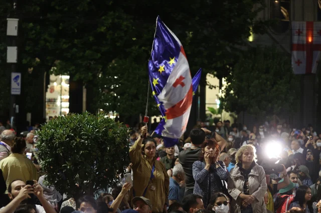 Gürcistan'da Avrupa Birliği Destekli Protestolar Yeniden Başladı