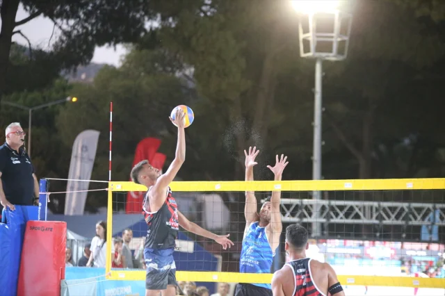 Aydın'da Nefes Kesen Plaj Voleybolu Finalleri Tamamlandı