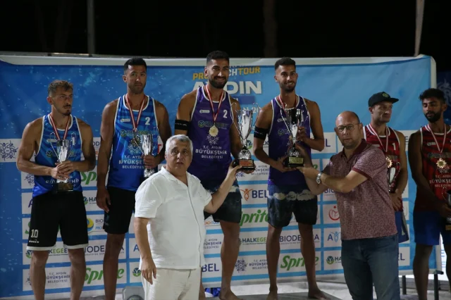 Aydın'da Nefes Kesen Plaj Voleybolu Finalleri Tamamlandı