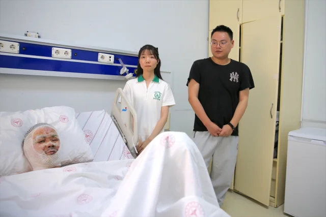 Çakmak Fabrikasındaki Patlama Ardından Çinli İşçinin Hayatta...