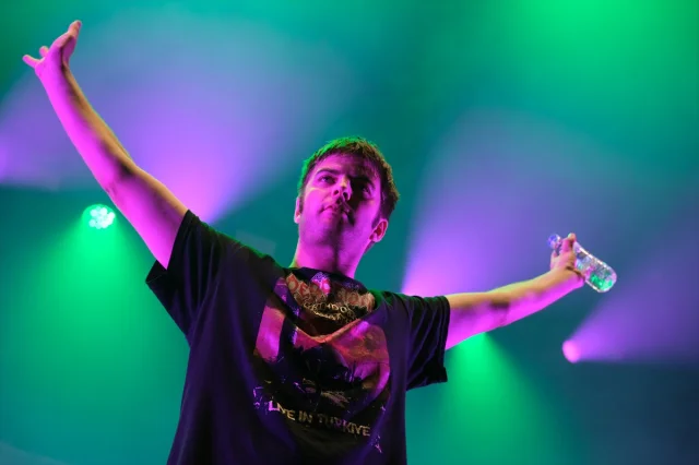 Fontaines D.C.'den İstanbul'da Filistin İçin Güçlü Mesaj