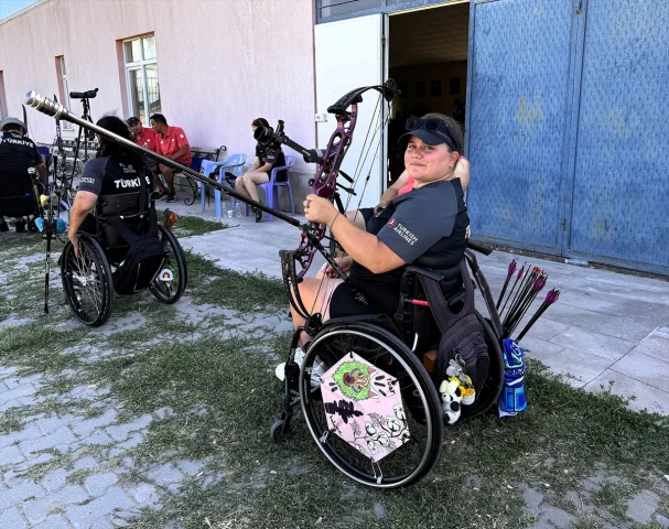 Öznur Cüre Girdi Dünya Şampiyonluğu İçin Yeniden Hazırlanıyo...