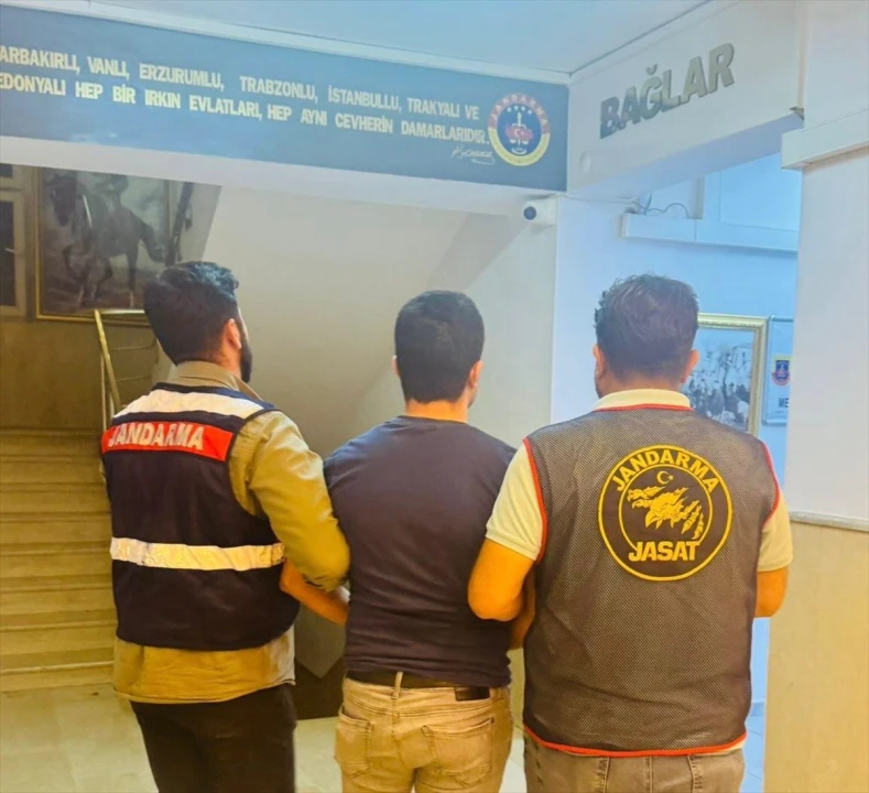 Diyarbakır'da Aranan Zanlı Operasyonla Yakalandı