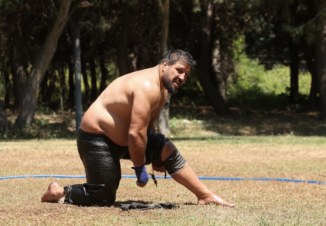 Kocaeli Pehlivanları Kırkpınar'da Altın Kemer Peşinde