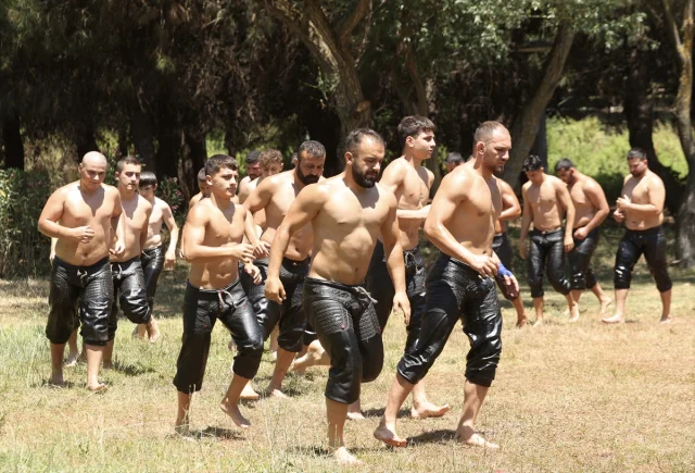 Kocaeli Pehlivanları Kırkpınar'da Altın Kemer Peşinde