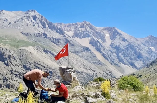 Kırşehirli Dağcılar Aladağlar'da Becerilerini Geliştirdi