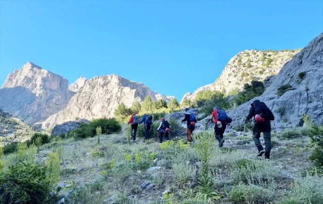 Kırşehirli Dağcılar Aladağlar'da Becerilerini Geliştirdi