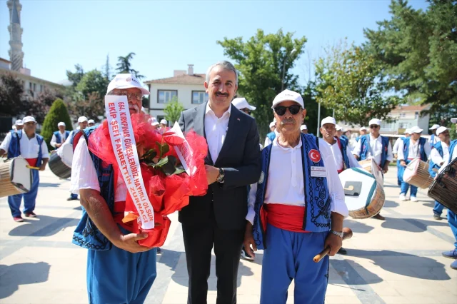 664. Tarihi Kırkpınar Yağlı Güreşleri Edirne'de Coşkuyla Başladı