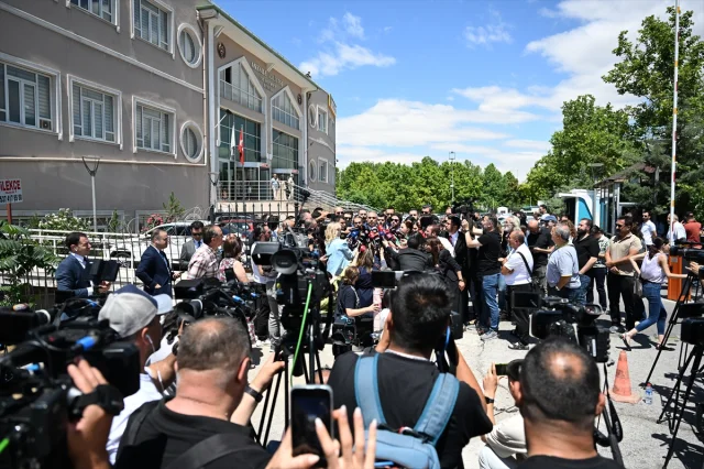 CHP Kurultay Krizine Mahkeme Müdahalesi