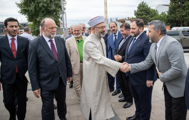 Diyanet İşleri Başkanı Erbaş Sakarya'da Yaz Kur'an Kurslarını Başlattı