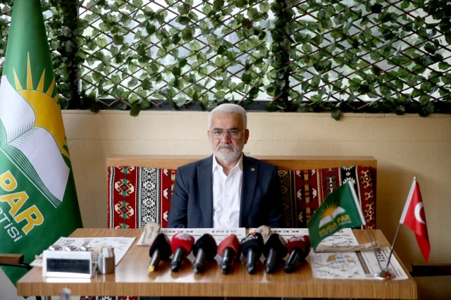 Zekeriya Yapıcıoğlu Kayseri'de Anayasa ve Güncel Siyaseti De...