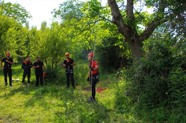 Iğdır'da Kurtarma Eğitimi Rüzgarı: AFAD'ın Akredite Dernekleri Sahada