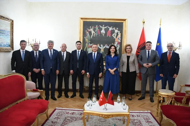 TBMM Dışişleri İçin Kritik Buluşma: Oktay Arnavutluk'ta Temaslarda Bulundu