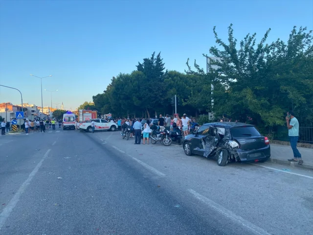 Çanakkale'de Trafik Kazası: Freni Boşalan Kamyon İle Kaos Yaşandı