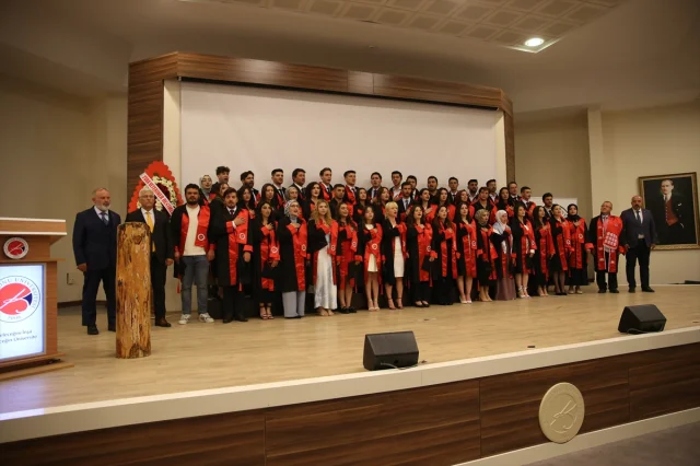 Veteriner Hekimlerden Yangın Mağduru Hayvanlara Destek