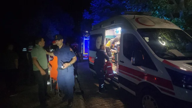 Konya'da Piknikte Tehlikeli Anlar: Kayalıklarda Mahsur Kalan Çocuklar Kurtarıldı