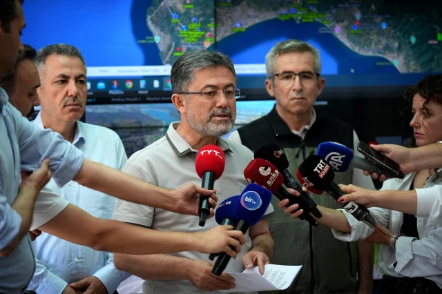 Tarım ve Orman Bakanı Yumaklı Yangın Tehlikesine Karşı Uyardı