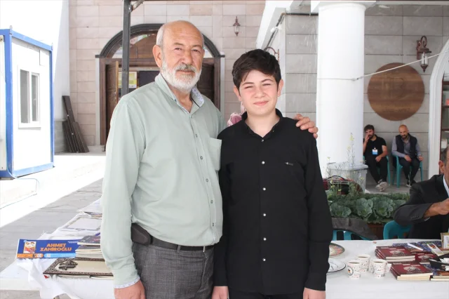 Genç Sanatçı Yusufcan Zahiroğlu Kaligrafi ile İz Bırakıyor