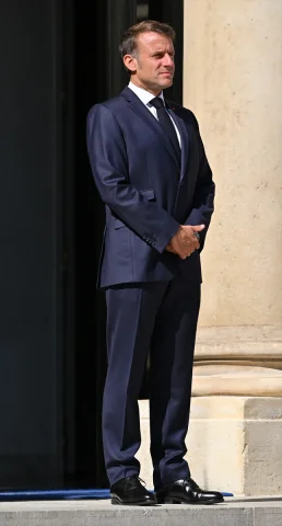 Macron ve Keller-Sutter Paris'te Avrupa Geleceğini Konuştu