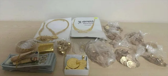 Mardin'de Beş Kilo Altın ve Döviz Çalan Hırsızlar Yakalandı