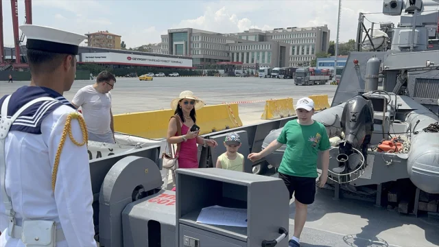 Tekirdağ'da TCG Tekirdağ Gemisi Halkın Ziyaretine Açıldı