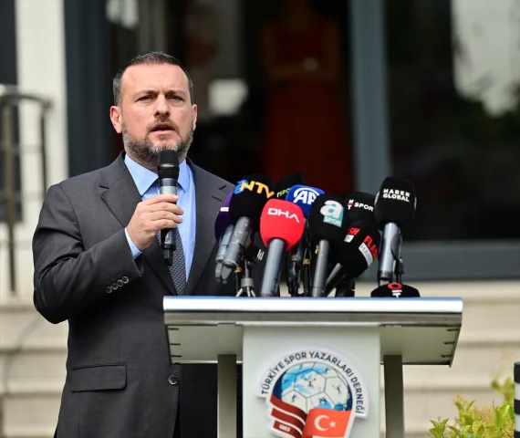 Spor Camiası Sabri Ugan'a Veda Etti