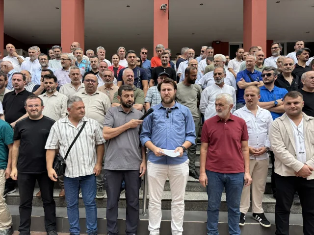 Kocaeli'den Dergiye Karikatür Tepkisi