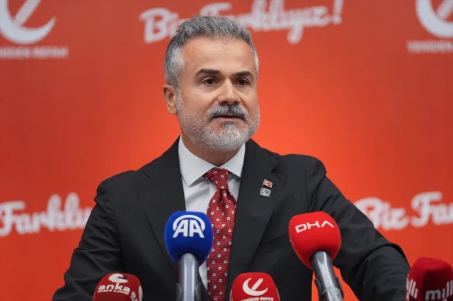 Suat Kılıç'tan Charlie Hebdo ve Leman Tepkisi