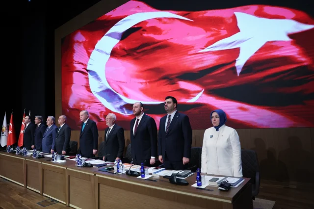 Cumhurbaşkanı Erdoğan CHP'nin Kurultay Gerginliğine Dahil Olmayacaklarını Söyledi