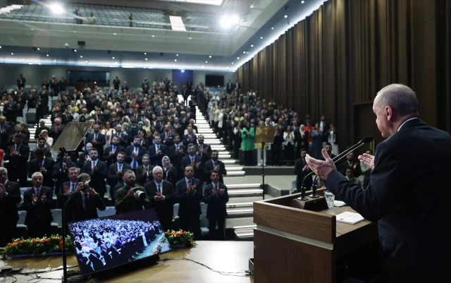 Cumhurbaşkanı Erdoğan CHP'nin Kurultay Gerginliğine Dahil Olmayacaklarını Söyledi