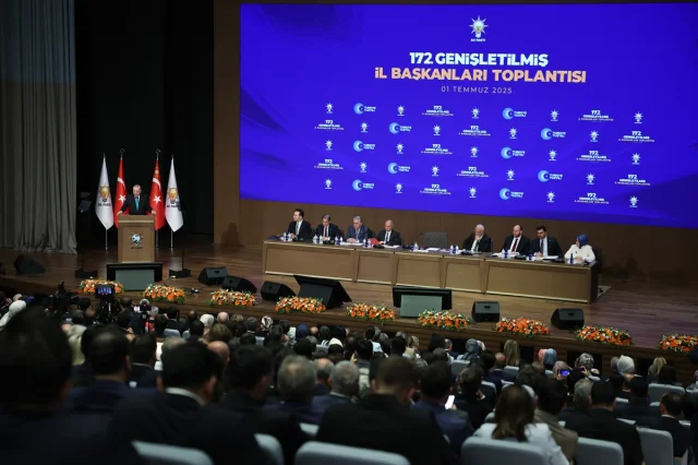 Cumhurbaşkanı Erdoğan CHP'nin Kurultay Gerginliğine Dahil Olmayacaklarını Söyledi