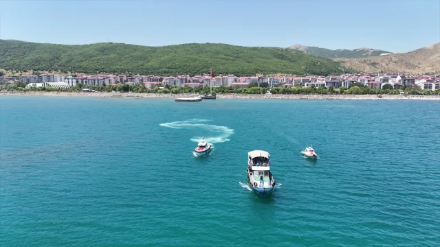 Tatvan'da Denizcilik ve Kabotaj Bayramı Coşkuyla Kutlandı