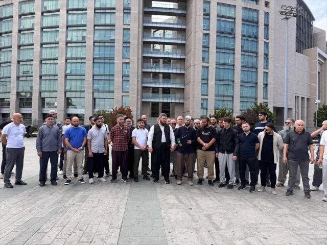 İstanbul'da Karikatür Çizimi Krizi: Suç Duyurusu Geldi