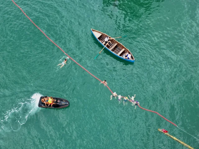Akçakoca'da Coşkulu Denizcilik ve Kabotaj Bayramı Kutlaması