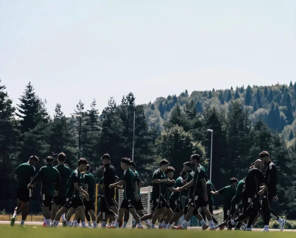 Kocaelispor, Düzce'de Sezon Öncesi Hazırlıklarına Hız Kesmed...