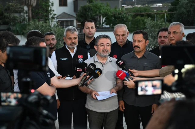 Bakan İbrahim Yumaklı'nın Orman Yangınlarına İlişkin Hatay'daki Değerlendirmeleri