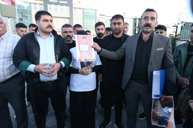 Kars'ta Maganda Kurşunuyla Ölen Çocuğun Davası Başladı