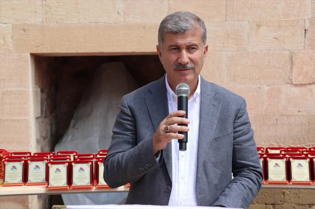 İshak Paşa Sarayı'nda Türk Sanatlarının Büyüleyici Sergisi