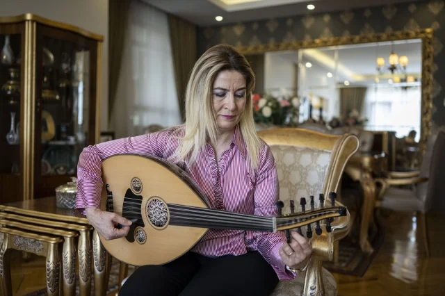 Türk Musikisinin Genç Yetenekleri ve Bestecilerle Güvence Al...