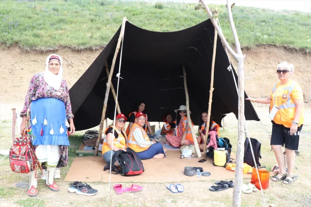 Ağrı Dağı'nda Kadın Kampı: Balık Gölü'nde Unutulmaz Anlar