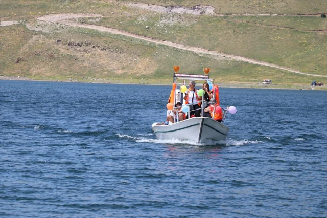 Ağrı Dağı'nda Kadın Kampı: Balık Gölü'nde Unutulmaz Anlar