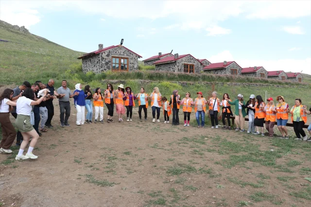 Ağrı Dağı'nda Kadın Kampı: Balık Gölü'nde Unutulmaz Anlar