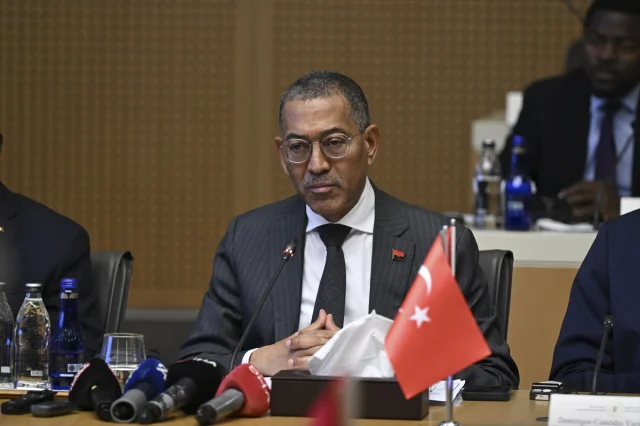 Türkiye ile Angola Arasında Ticaret Hedefi Büyüyor