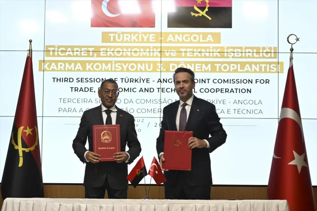 Türkiye ile Angola Arasında Ticaret Hedefi Büyüyor