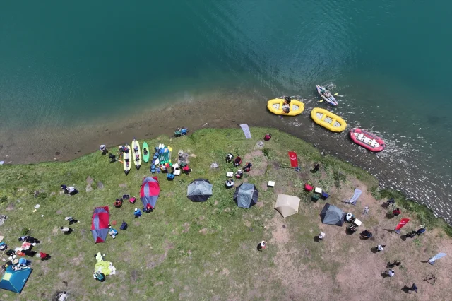 Bakan Ersoy Hakkari'nin Turizm Potansiyelini Keşfetti