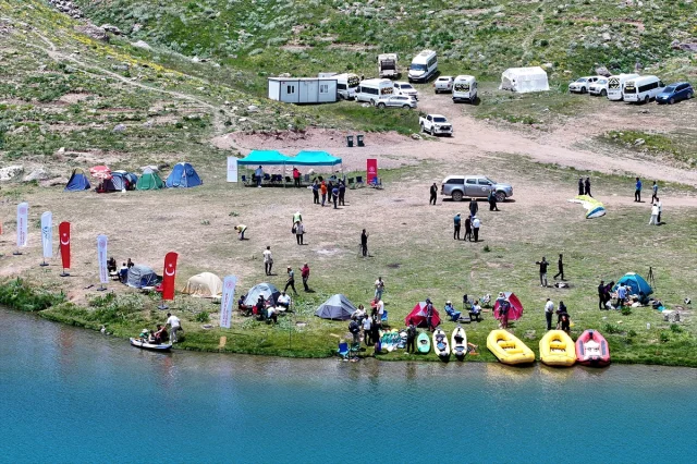 Bakan Ersoy Hakkari'nin Turizm Potansiyelini Keşfetti