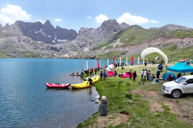 Bakan Ersoy Hakkari'nin Turizm Potansiyelini Keşfetti